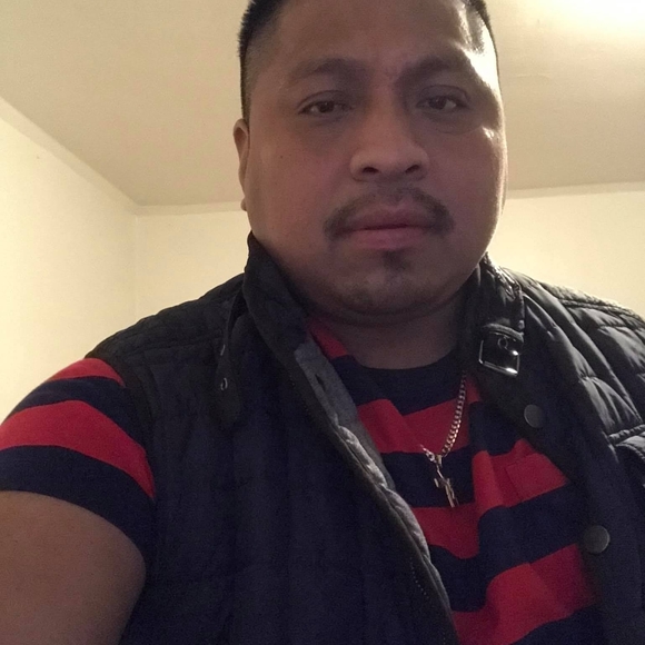 Meet your Posher, Luis - Picture 1 of 1